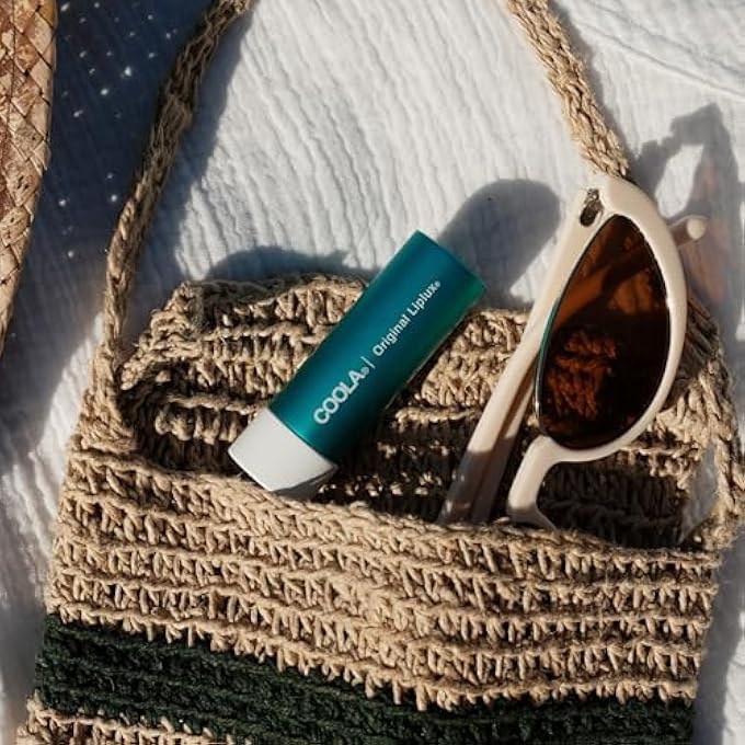 COOLA ORGANIC LIPLUX LIP BALM AND SUNSCREEN WITH SPF 30, DERMATOLOGIST TESTED LIP CARE FOR DAILY PROTECTION, VEGAN AND GLUTEN FREE, 0.15 OZ - Image 3